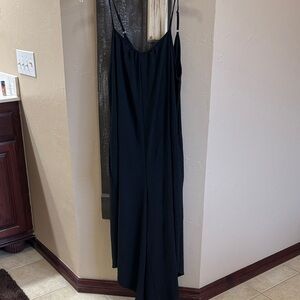 Black very flowy jumpsuit/romper sz 1X, w/ pockets